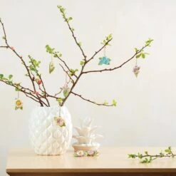 Lenox Celebrate Flowers 10-Piece Ornament Set 14 Lenox Celebrate Flowers 10-Piece Ornament Set -Sass Store 882637 LNP F22 FEA 1