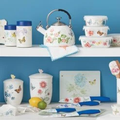 Lenox Butterfly Meadow Large Food Container 8 Lenox Butterfly Meadow Large Food Container -Sass Store 888086 w2