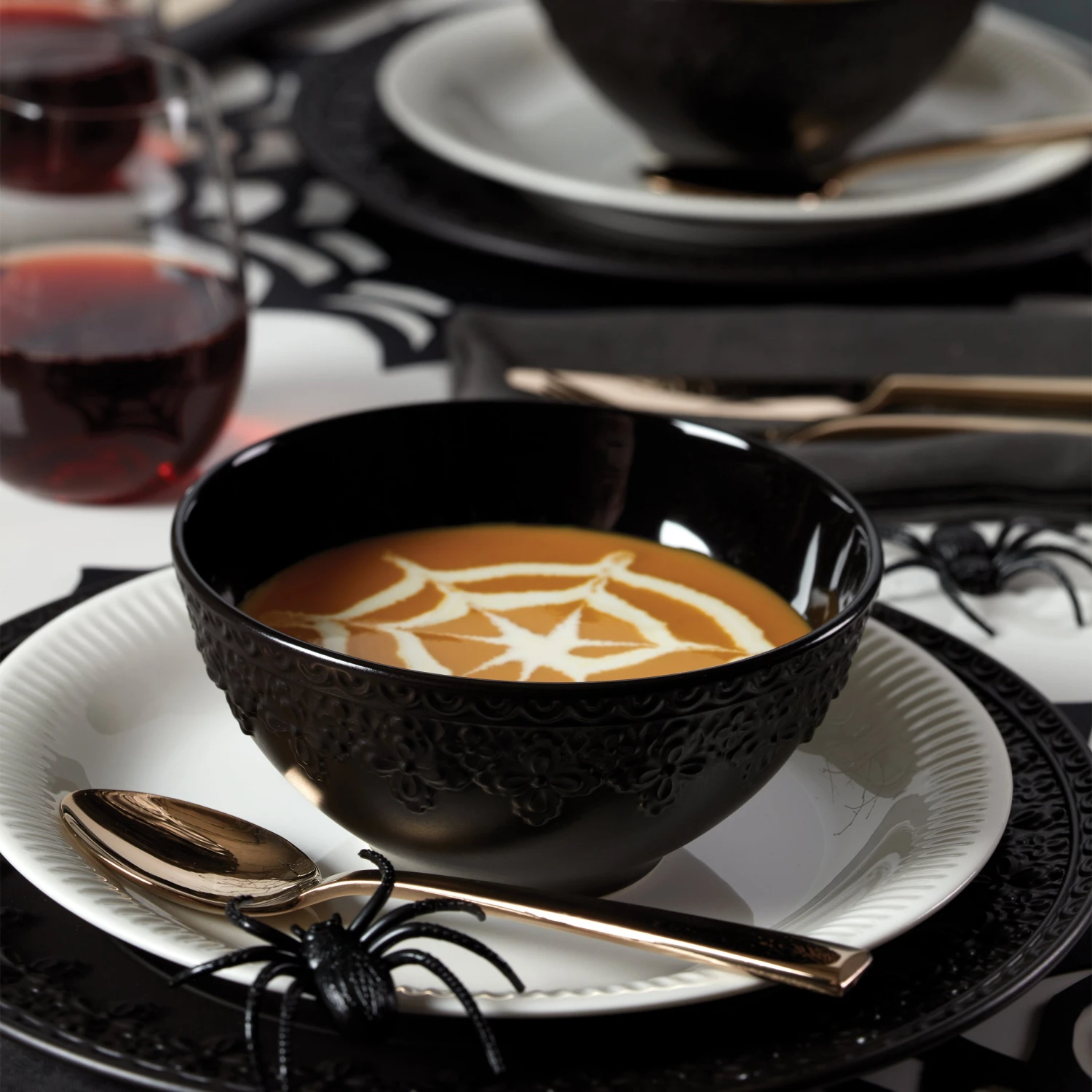 Lenox Chelse Muse Fleur Matte Black 4-Piece Bowl Set 4 Lenox Chelse Muse Fleur Matte Black 4-Piece Bowl Set - Image 2