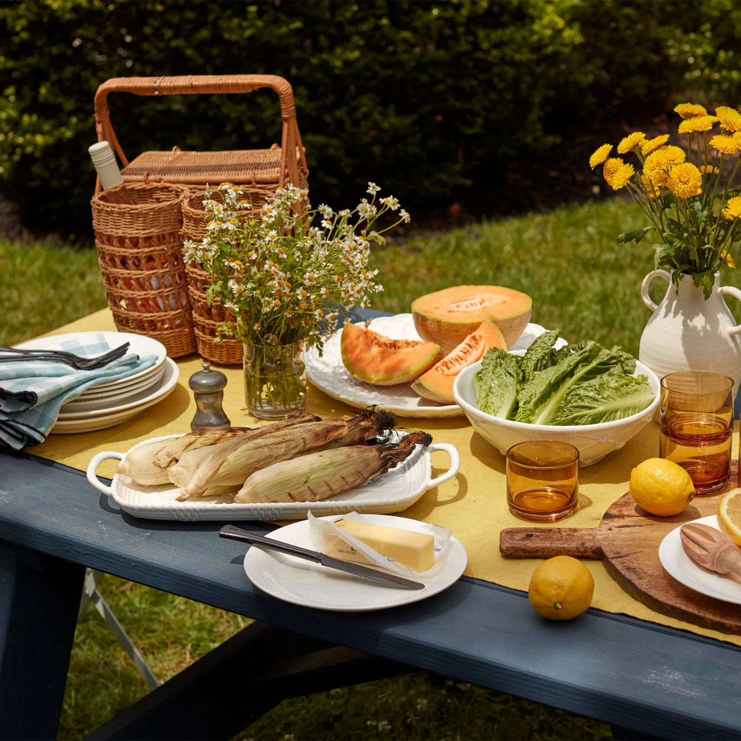 Lenox Profile White Porcelain 4-Piece Dinner Plate Set 4 Lenox Profile White Porcelain 4-Piece Dinner Plate Set - Image 2