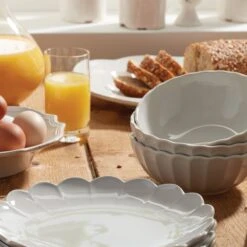 Lenox French Perle Scallop 4-Piece Bowl Set 14 Lenox French Perle Scallop 4-Piece Bowl Set -Sass Store 893544 893545 LNP F21 FEA 1