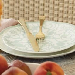 Lenox Butterfly Meadow Cottage 16-Piece Dinnerware Set -Sass Store 894087 894088 877880 894252 LNP S22 FEA 1 00cb787d 8ffd 4fe5 b2b9 656582bad892