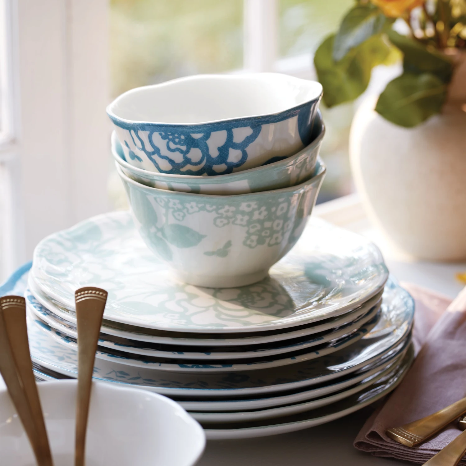 Lenox Butterfly Meadow Cottage 4-Piece Dinner Plates 10 Lenox Butterfly Meadow Cottage 4-Piece Dinner Plates - Image 8