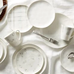 Lenox Bay Colors Dinner Plates, Set Of 4 21 Lenox Bay Colors Dinner Plates, Set Of 4 -Sass Store 894678 894670 894676 894673 LNP F22 1 4bc61d36 b520 4e9f 8e96 b5ae70793604