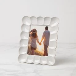 Lenox French Perle Scallop 5x7 Frame
