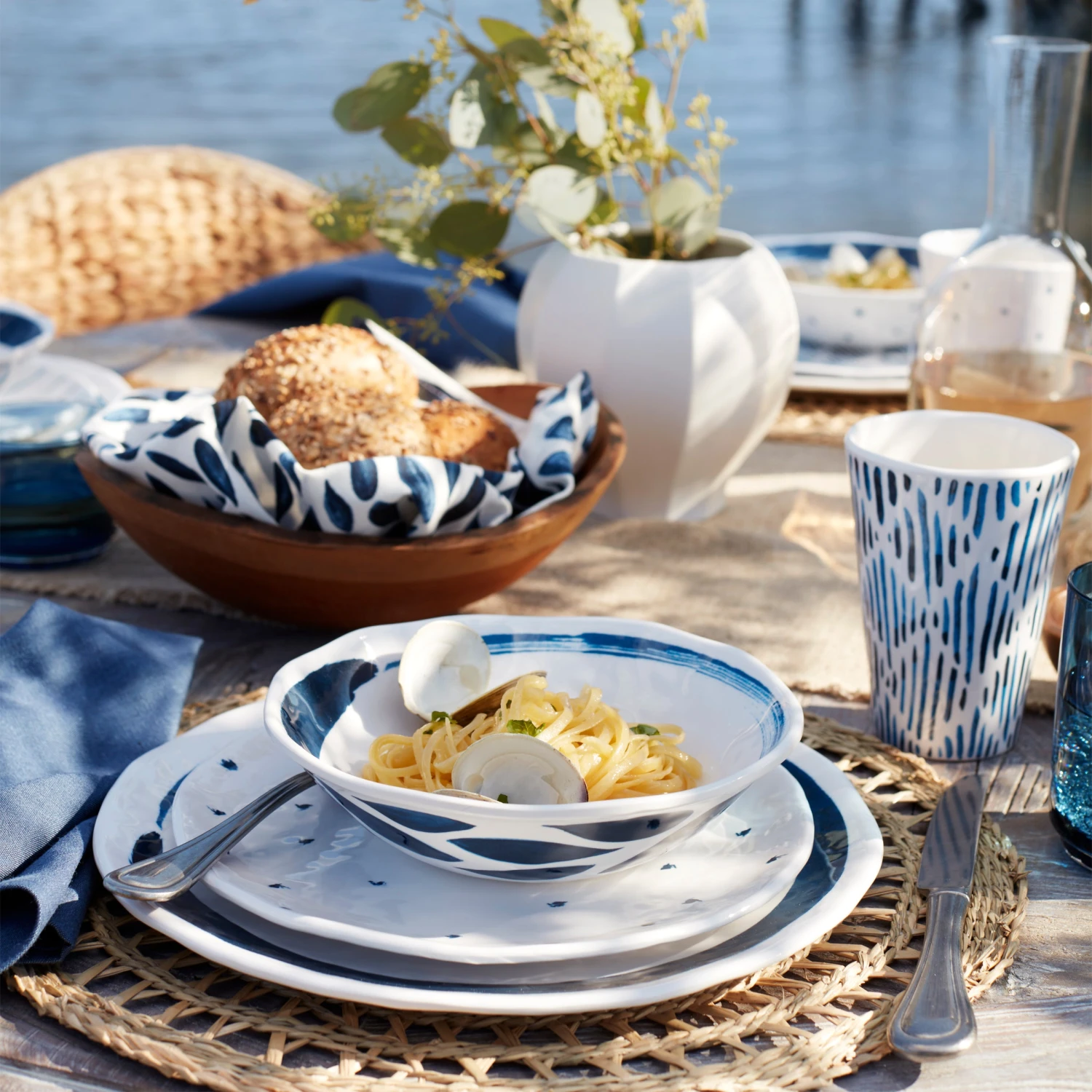 Lenox Blue Bay Melamine 20-Piece Dinnerware Set 8 Lenox Blue Bay Melamine 20-Piece Dinnerware Set - Image 6