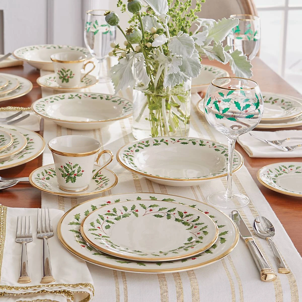 Lenox Eternal Gold 5-Piece Place Setting 4 Lenox Eternal Gold 5-Piece Place Setting - Image 2